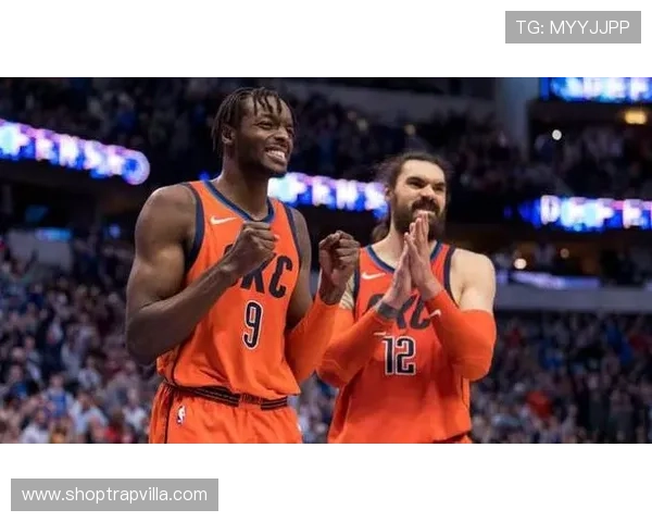 3D锋格兰特威廉姆斯挡拆制造错位拉开三分空间