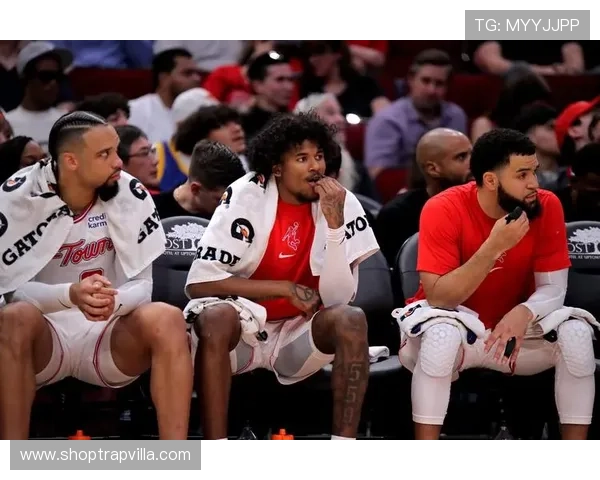 NBA替补席管理规则详解：球员与教练行为规范全解析